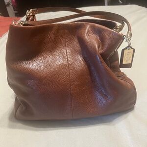 “ Coach” Brown Leather women’s Bag w/ melon lining. PRISTINE!